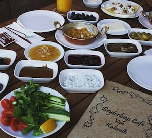 Beylerbeyi Cafe Van Kahvalti Beylerbeyi Istanbul